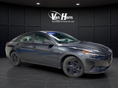 Used 2022 Hyundai Elantra SEL w/ Convenience Package