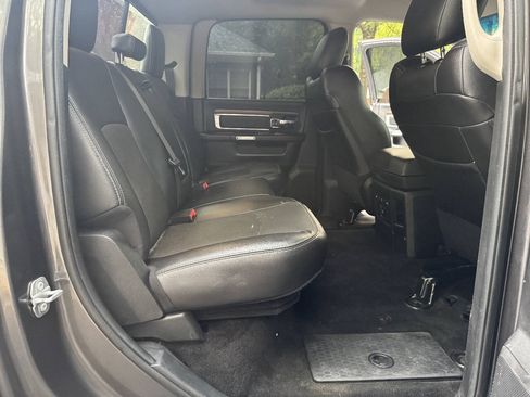 Used 2017 RAM 2500 Laramie w/ Sport Appearance Group AWD/4WD image 46