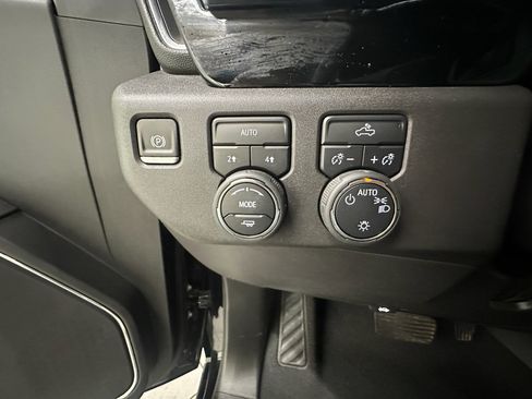 Certified 2024 Chevrolet Silverado 1500 LT AWD/4WD image 24