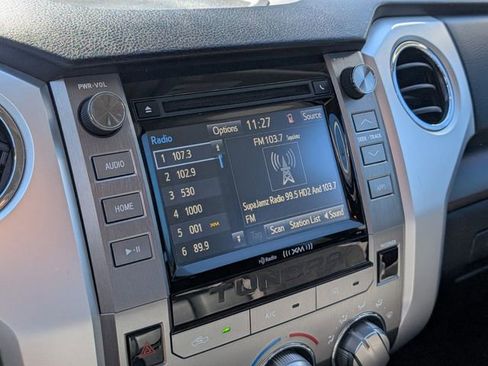 Used 2017 Toyota Tundra SR5 w/ SR5 Upgrade Package image 18