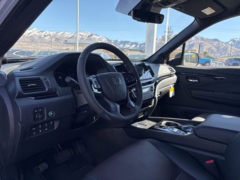 New 2026 Honda Ridgeline Black Edition image 11