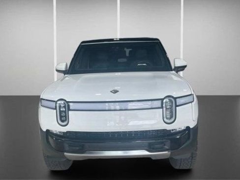 Used 2024 Rivian R1S Adventure AWD/4WD image 9