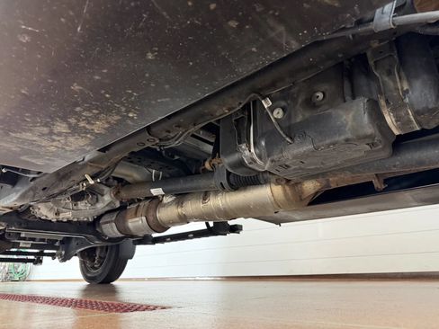 Used 2022 Ford F550 4x4 Regular Cab Super Duty image 31
