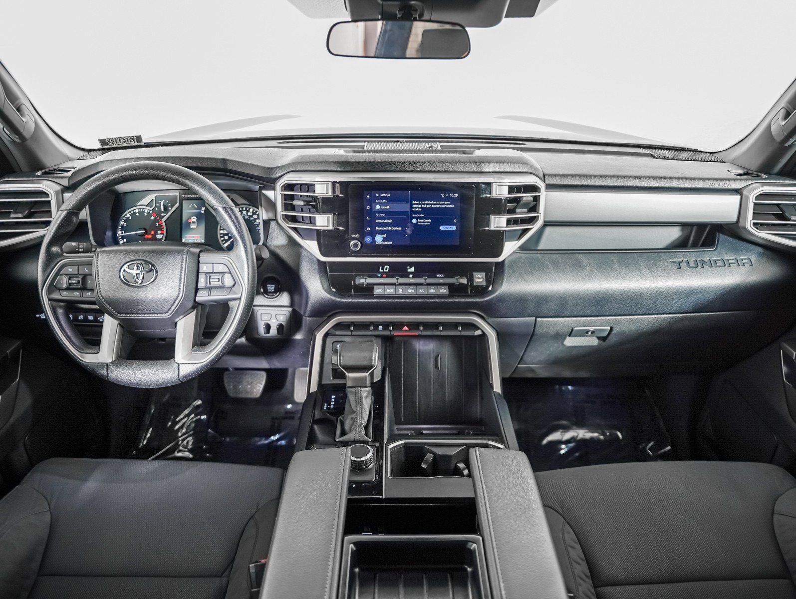 Used 2025 Toyota Tundra SR5 w/ SR5 Convenience Package AWD/4WD image 9