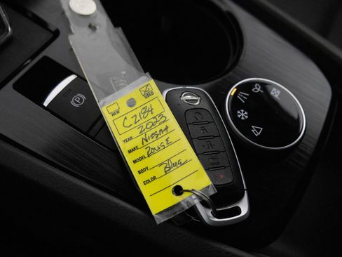 Used 2023 Nissan Rogue SV w/ SV Premium B Package image 26