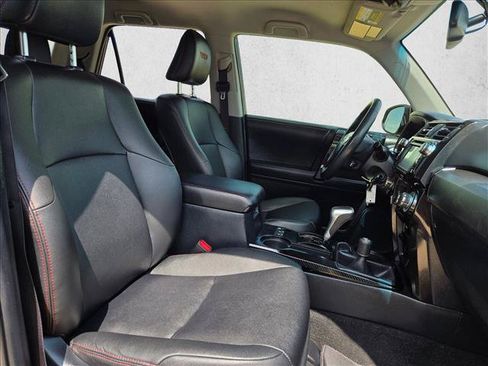 Used 2019 Toyota 4Runner TRD Off-Road Premium AWD/4WD image 21
