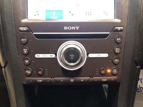 Used 2017 Ford Fusion Titanium image 30