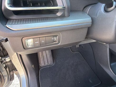 New 2026 Chevrolet Traverse LT w/ Sun and Wheel Package image 20