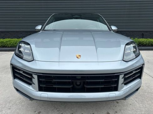 Used 2026 Porsche Cayenne E-Hybrid Coupe AWD/4WD image 8