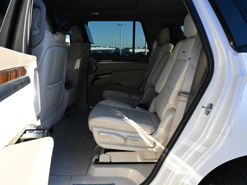 Certified 2025 Cadillac Escalade Sport Platinum image 19