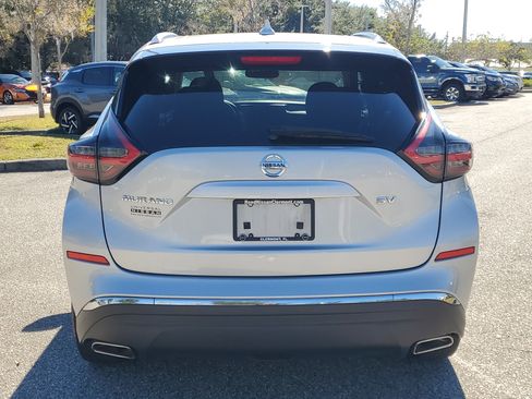 Used 2019 Nissan Murano SV image 7
