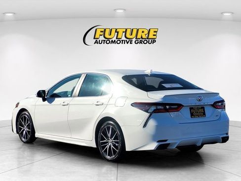 Certified 2024 Toyota Camry SE image 7