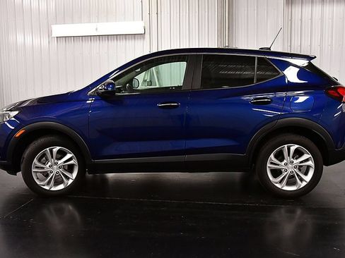 Used 2023 Buick Encore GX Preferred w/ Cold Weather Comfort Package AWD/4WD image 4