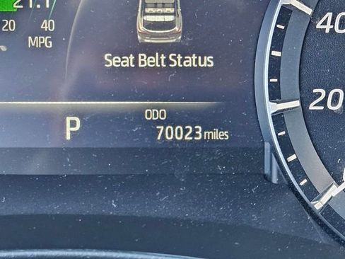 Used 2021 Toyota Highlander XLE image 33