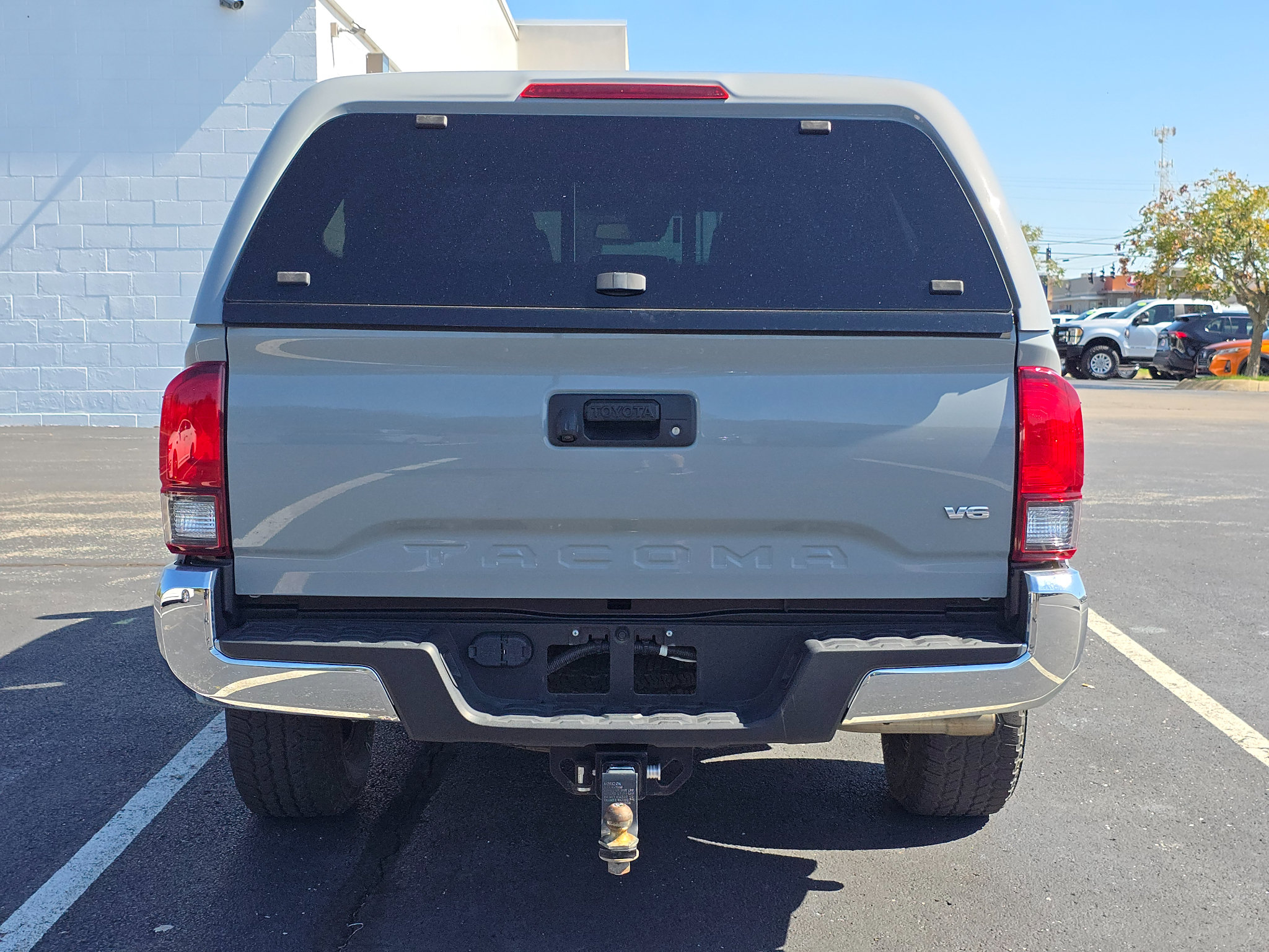 Used 2019 Toyota Tacoma TRD Off-Road AWD/4WD image 5
