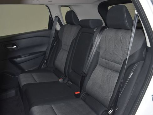 Used 2025 Nissan Rogue SV AWD/4WD image 27