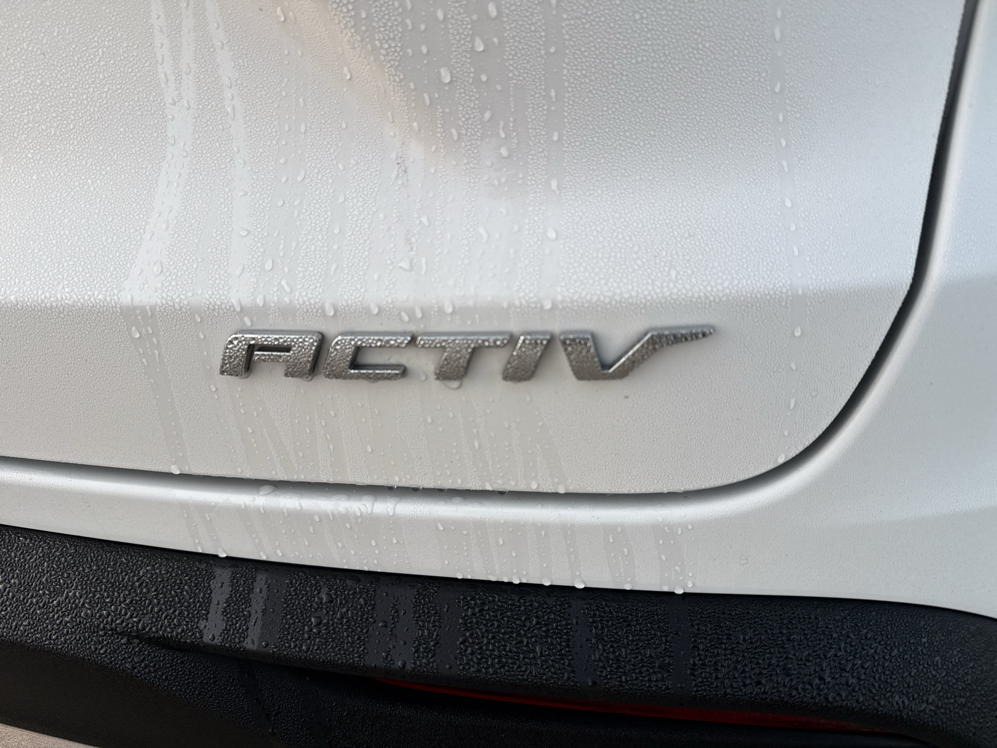 Used 2024 Chevrolet Trax ACTIV w/ Sunroof Package FWD image 8