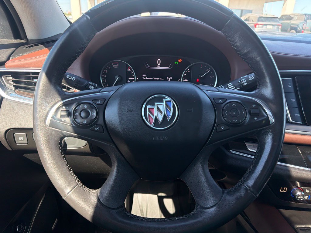 Used 2020 Buick Enclave Avenir w/ Avenir Technology Package AWD/4WD image 33