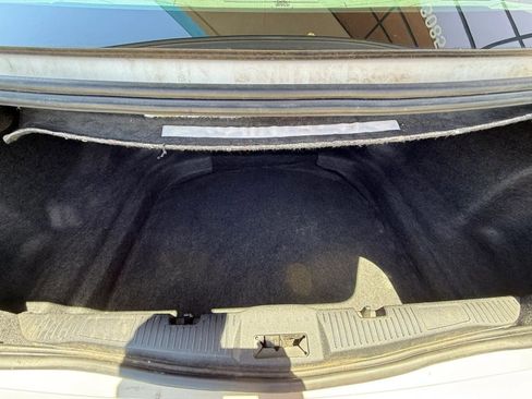 Used 2009 Lincoln MKS FWD image 29