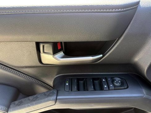 Used 2024 Toyota Tacoma Limited w/ Limited Package (LT) image 13