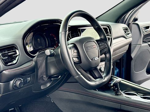 Used 2025 Dodge Durango R/T AWD/4WD image 4