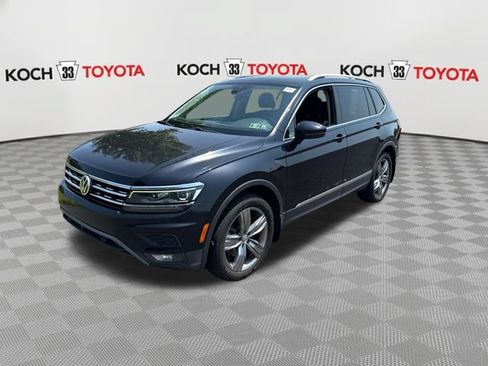 Used 2019 Volkswagen Tiguan SEL Premium w/ 3rd Row Seat Package AWD/4WD image 3