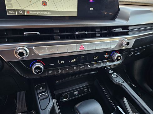 Used 2025 Kia Telluride S image 38