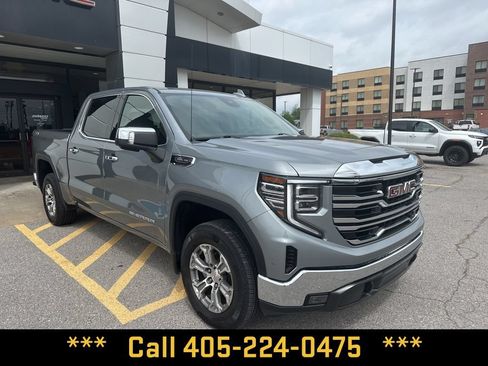 Used 2025 GMC Sierra 1500 SLT AWD/4WD image 13