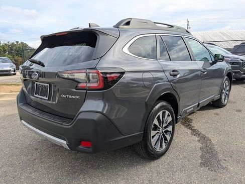 Used 2024 Subaru Outback Limited AWD/4WD image 8