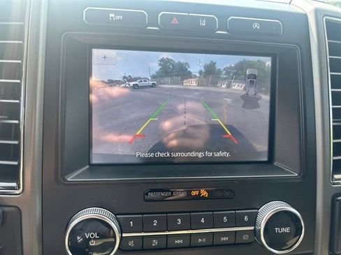 Used 2021 Ford Expedition Max XLT RWD image 11