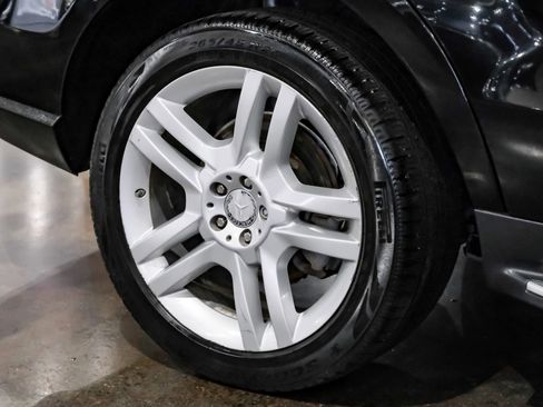 Used 2015 Mercedes-Benz ML 250 BlueTEC 4MATIC image 50