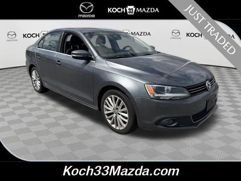 Used 2014 Volkswagen Jetta SEL image 1