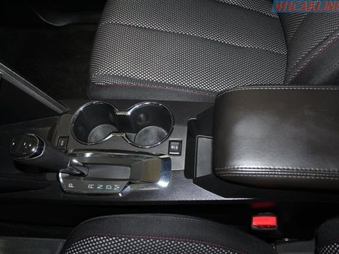 Used 2017 Chevrolet Equinox LT w/ Convenience Package image 15