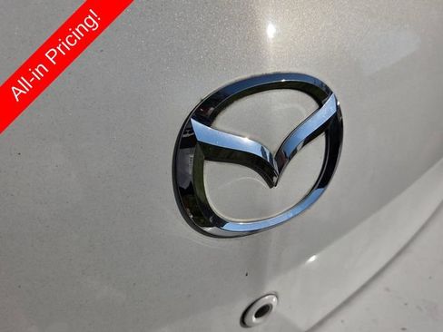 Used 2013 MAZDA MAZDA3 i Touring FWD image 4