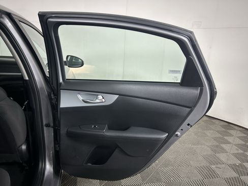 Certified 2024 Kia Forte LXS image 37