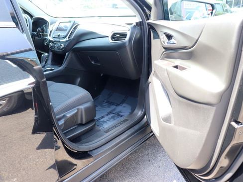 Used 2021 Chevrolet Equinox LT FWD image 15