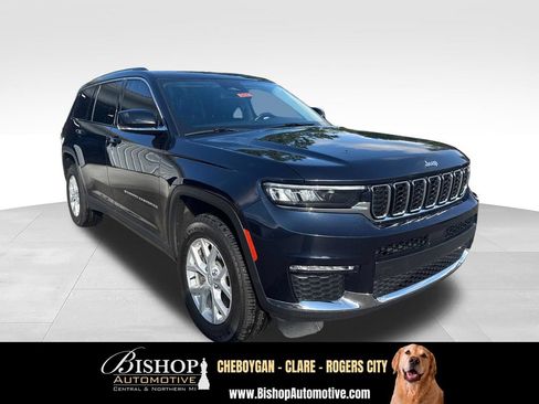 Used 2023 Jeep Grand Cherokee L Limited AWD/4WD image 13