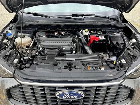 Used 2023 Ford Escape Platinum AWD/4WD image 30