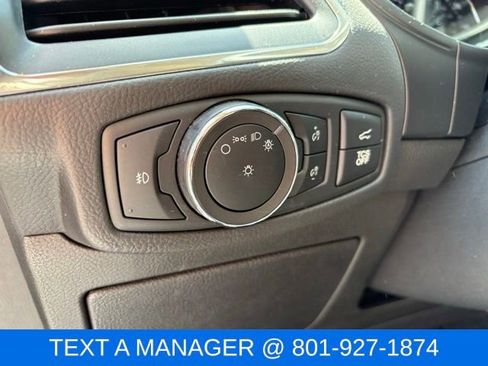 Used 2022 Ford Edge Titanium AWD/4WD image 17