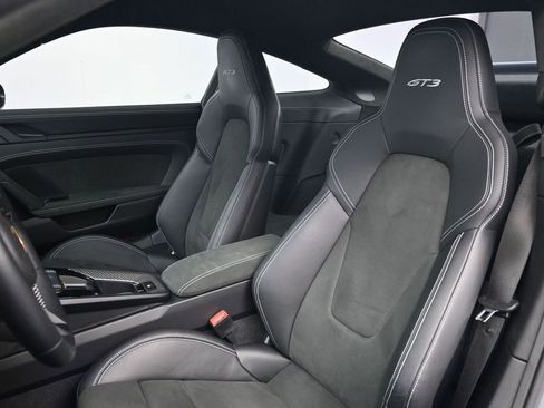 Certified 2023 Porsche 911 GT3 image 5