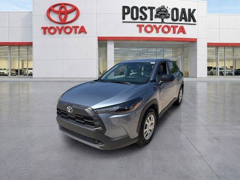 Used 2026 Toyota Corolla Cross L FWD image 4