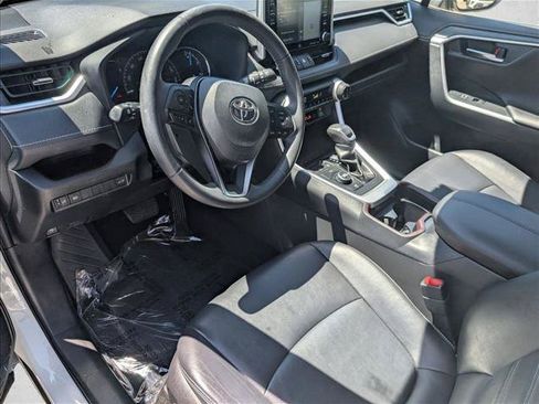 Used 2019 Toyota RAV4 Limited w/ Carpet Mat Package AWD/4WD image 11
