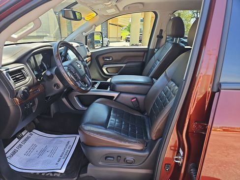 Used 2016 Nissan Titan Platinum Reserve AWD/4WD image 10