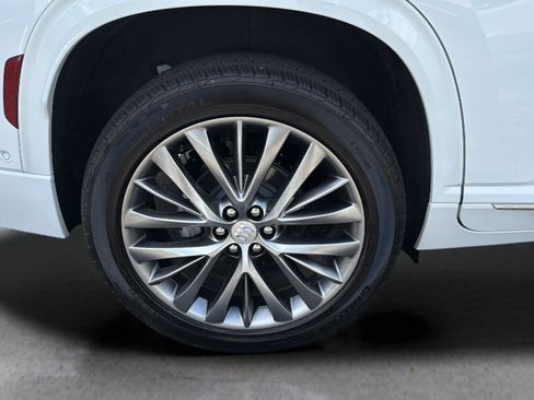 Used 2026 Buick Enclave Avenir w/ Super Cruise Package AWD/4WD image 15