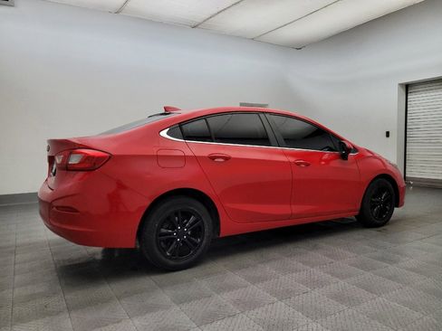 Used 2017 Chevrolet Cruze LT image 10