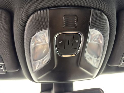 Used 2023 Jeep Compass Limited AWD/4WD image 34