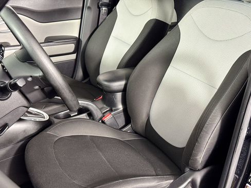 Used 2016 Kia Soul w/ Option Group 020 image 21