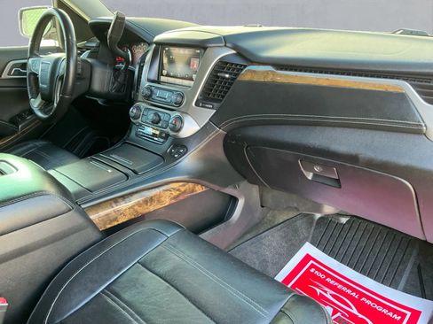 Used 2015 GMC Yukon XL Denali image 20
