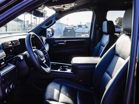 Used 2025 Chevrolet Tahoe LT AWD/4WD image 21