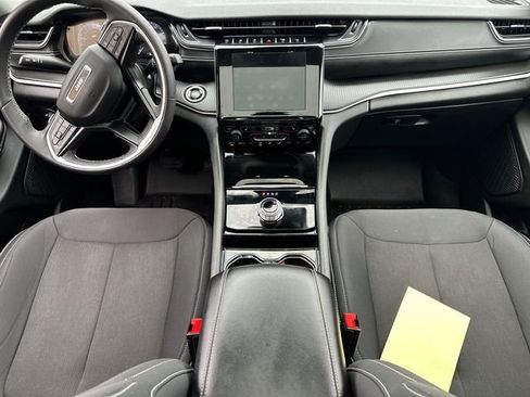 Used 2023 Jeep Grand Cherokee Laredo w/ Luxury Tech Group I image 22